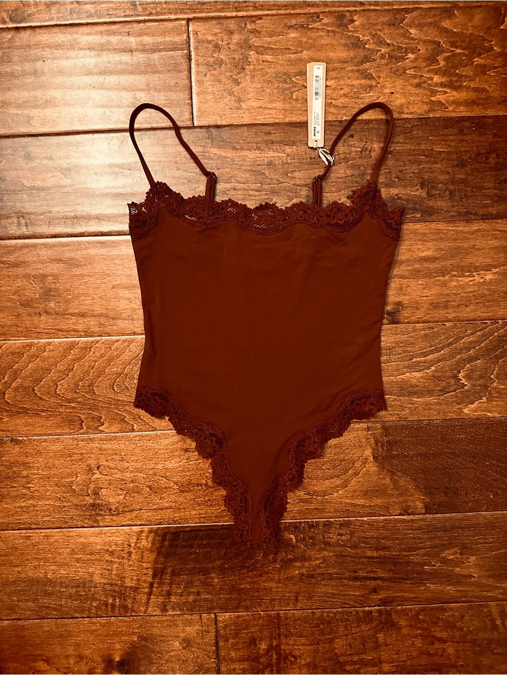 Skims Fits Everybody Lace Cami Bodysuit
